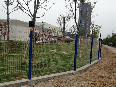 厂矿护栏网 - 乐冠国际体育图片4